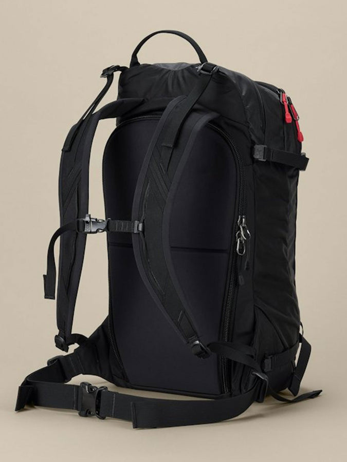 Arc'teryx Quindic 28 Backpack | BLACK