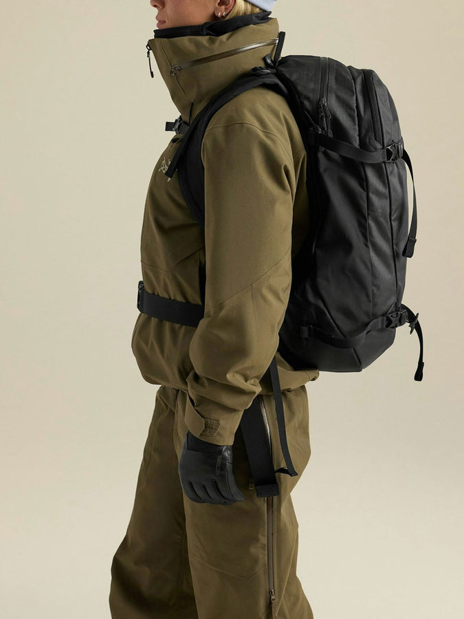 Arc'teryx Quindic 28 Backpack | BLACK