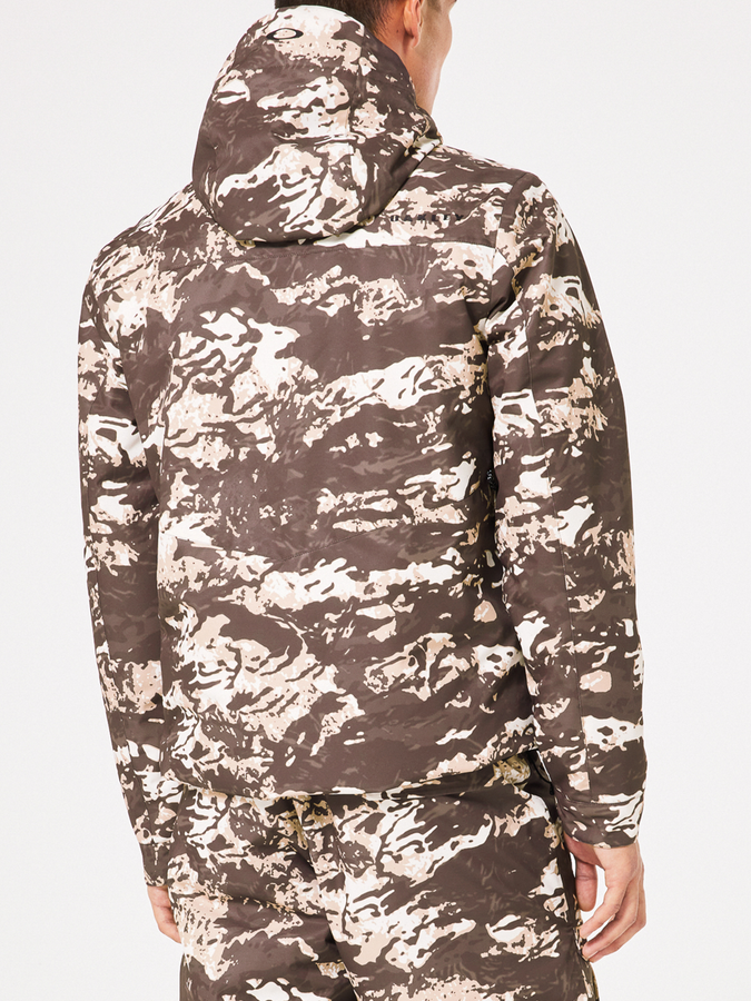 Oakley Core Divisional RC Snowboard Jacket 2025 | TIGER CAMO DESERT (31I)