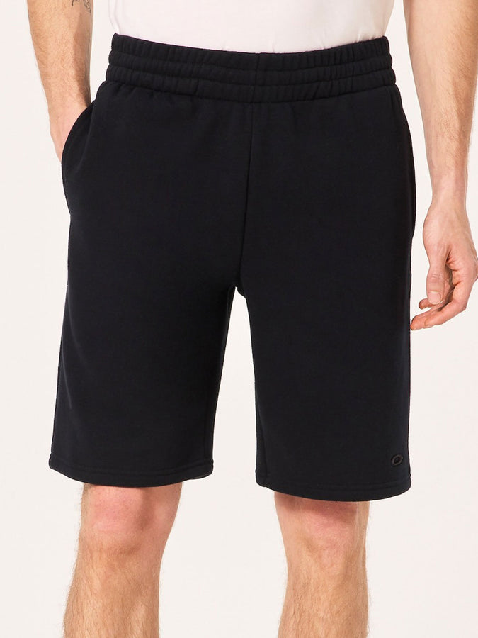Oakley Relax 2.0 Shorts Spring 2026 | BLACKOUT (02E)
