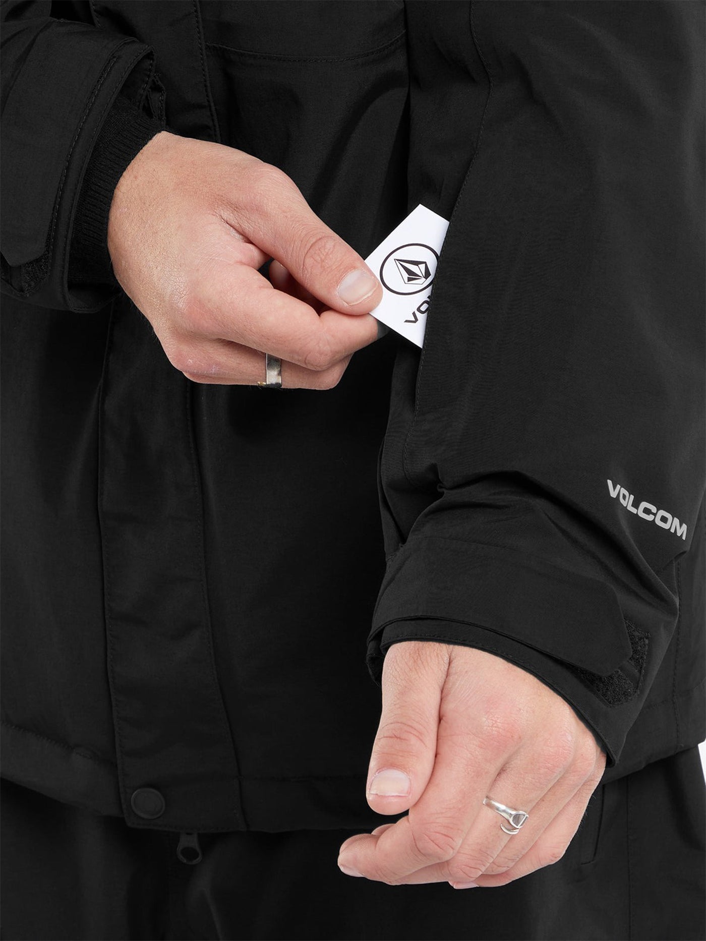 Volcom GORE-TEX L Insulated Snowboard Jacket 2024 | EMPIRE