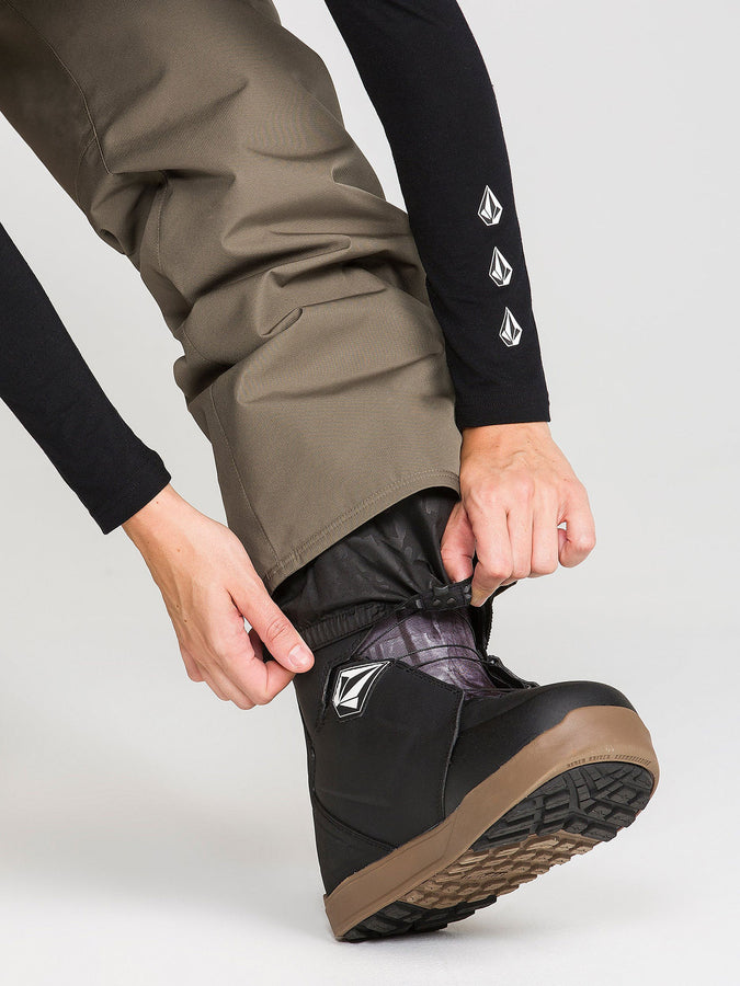 Volcom Coldfront Baggy 2027 – Women's Insulated Pants | TEAK (TEK)