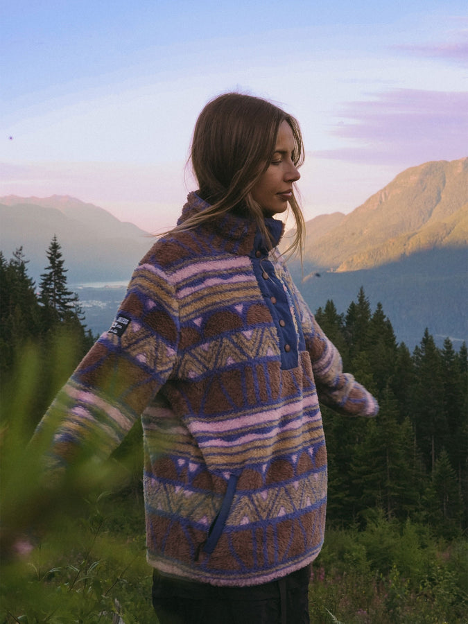 Notice The Reckless Holloway Fluffy Polar Fleece Holiday 2026 | BLUE/BROWN/OCHRE/SALMON