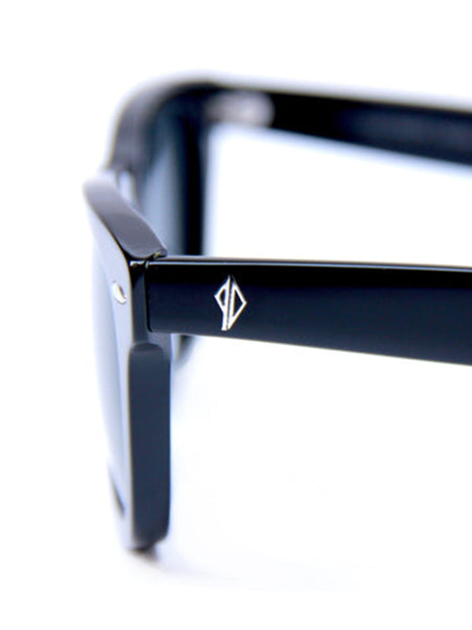 Happy Hour Dylan Premium Black Sunglasses | PREMIUM BLACK