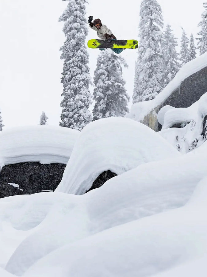 Jones Howler Snowboard 2026 | N/A