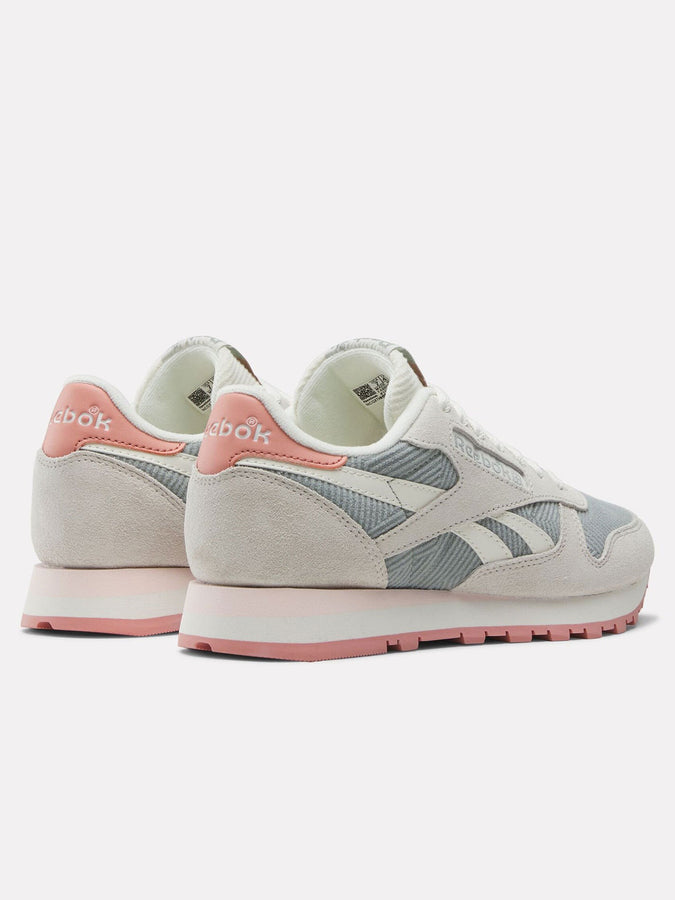 Classic Leather Light Fog/Soft Grey/Chalk Shoes