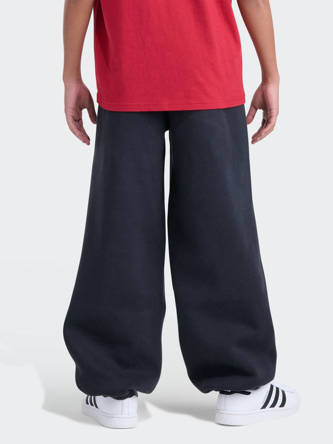 Addias Essentials Baggy Fleece Pants Fall 2026 | BLACK