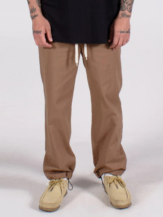 Lira Weekend Jogger 3.0 Loose Fit Pants Spring 2024 | KHAKI