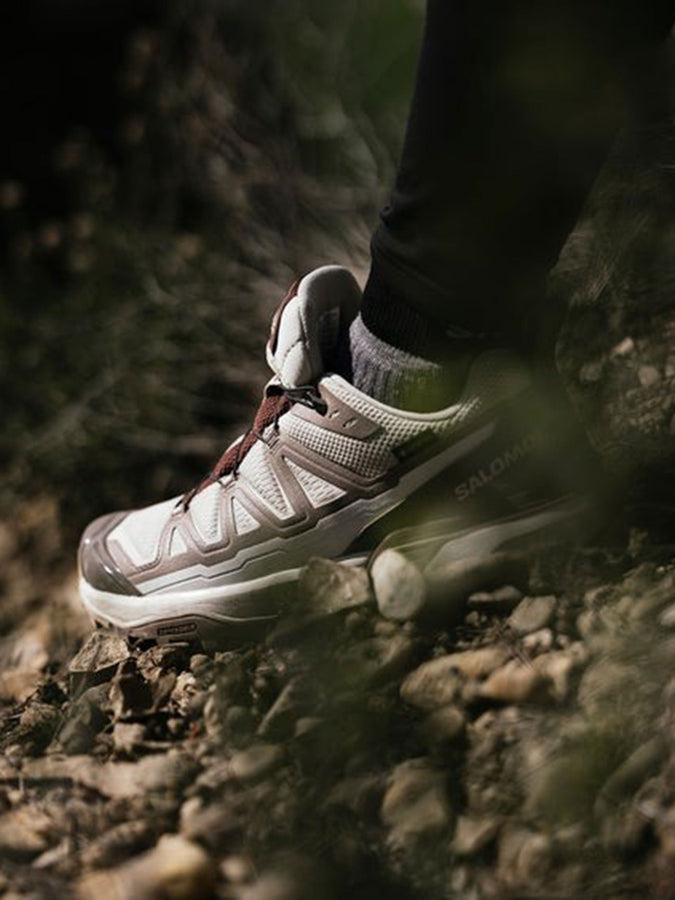 Salomon X Ultra 360 Edge GORE-TEX Slvr/Raisin Shoes Fall 2024 | 
SILVER CLOUD/IRON/RUM RAISIN
