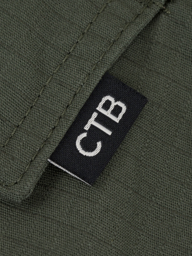 Chain To Bank Run & Gun Rs Pants Fall 2025 | OLIVE