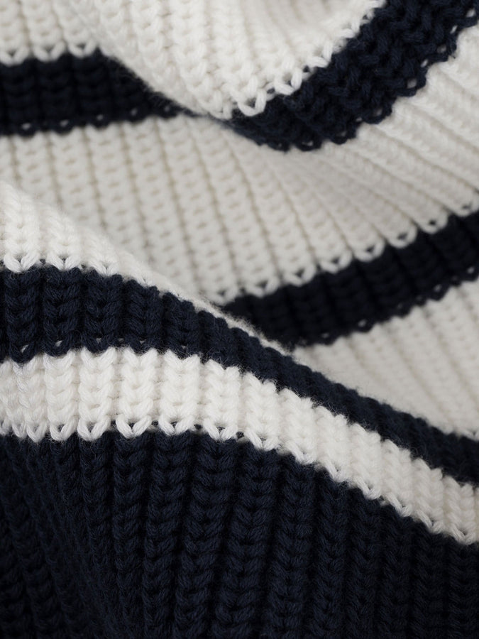 Chain To Bank Lined Up Sweater Holiday 2025 | WHITE