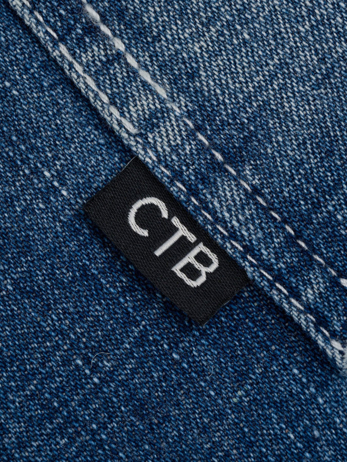Chain To Bank Oil Fields Articulated Jeans Fall 2026 | LIGHT INDIGO WASH