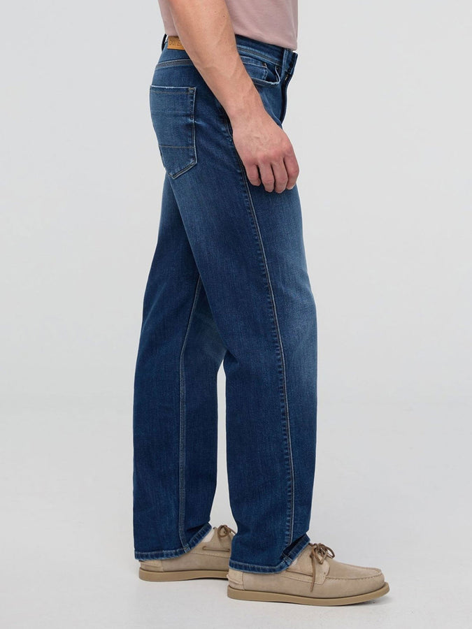 Duer Perfomance Plus Relaxed Straight Indigo Jeans Fall 2025 | PRAIRIE INDIGO (PRI)