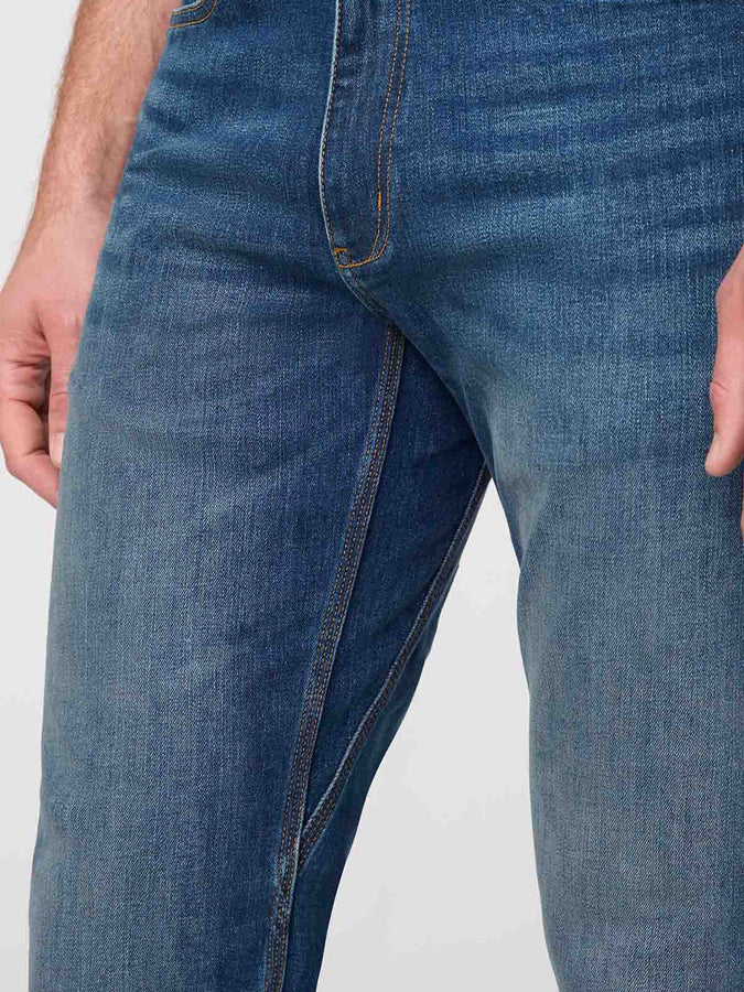 Duer Performance Plus Straight Dustbowl Blue Jeans Fall 2025 | DUSTBOWL BLUE (DBB)
