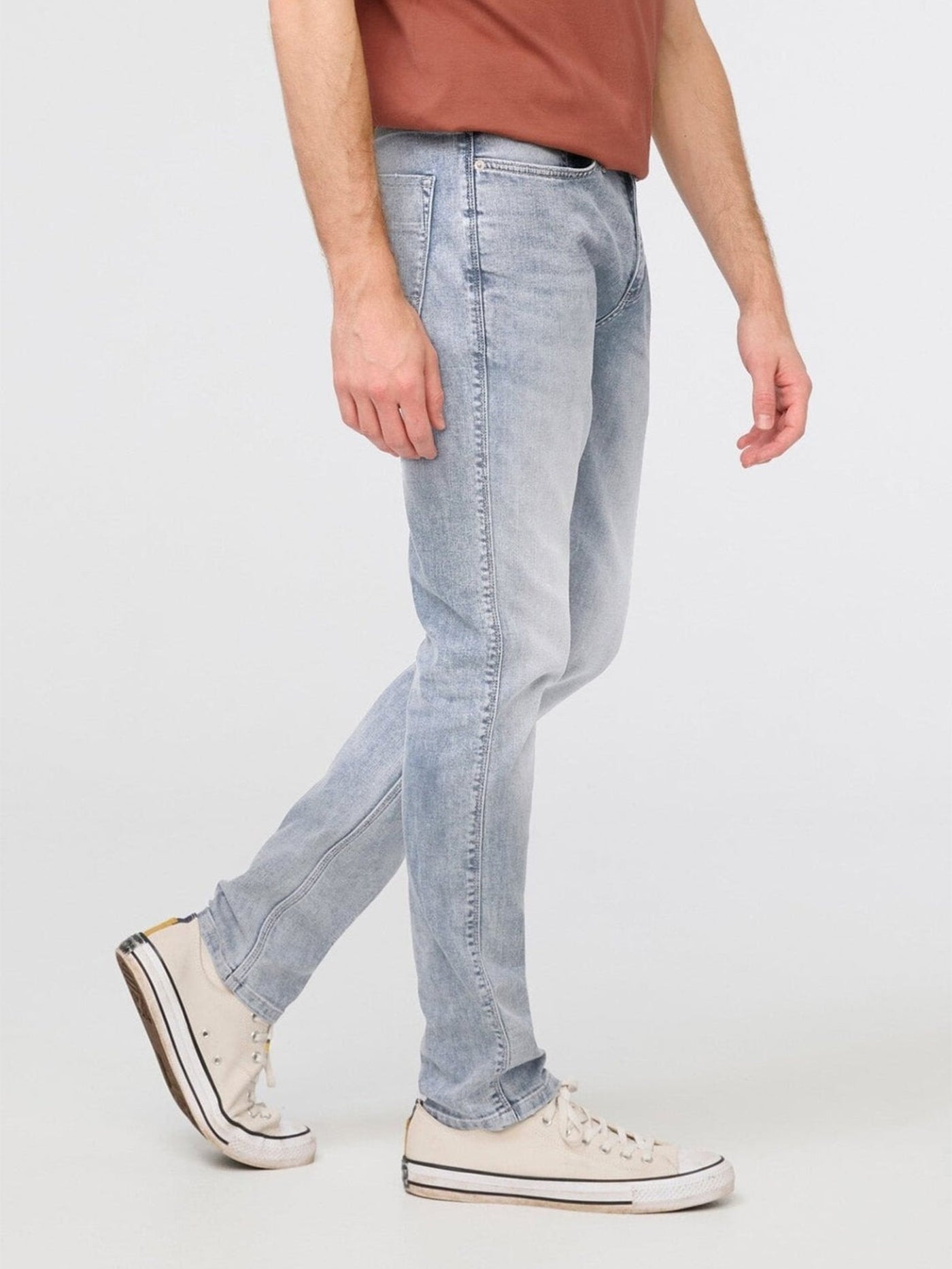 Duer Performance Slim Ocean Jeans Spring 2024