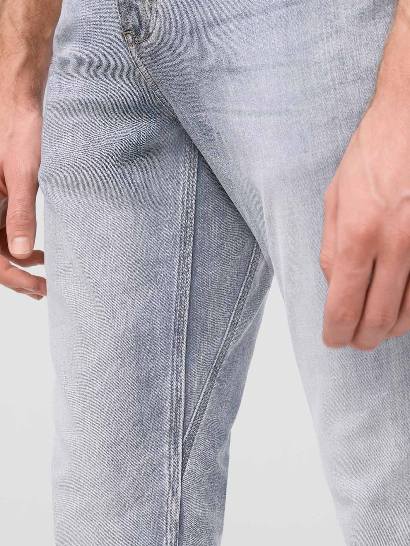 Duer Performance Slim Ocean Jeans Spring 2024