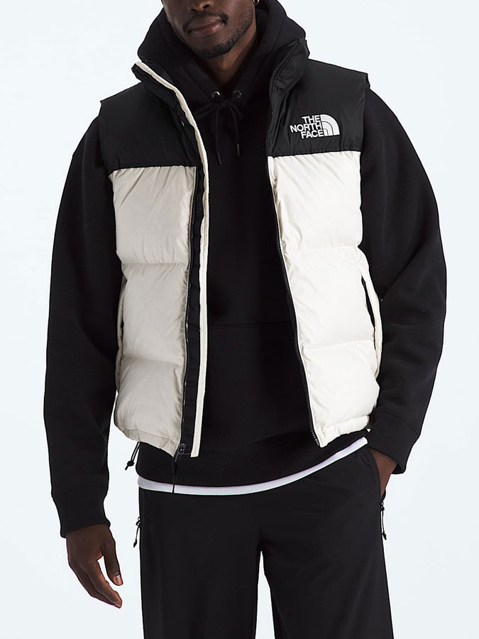 The North Face 1996 Retro Nuptse Vest Winter 2026 | WHITE DUNE/TNF BLACK-R (GOM)