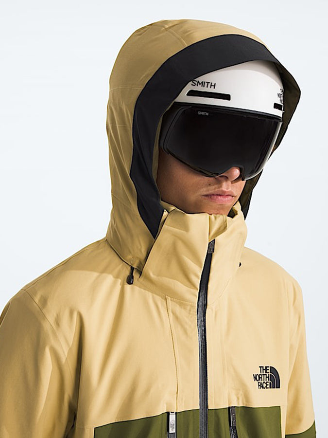 The North Face Chakal Snow Jacket Winter 2025 | LICHEN GOLD/FOREST OLIVE (5TI)