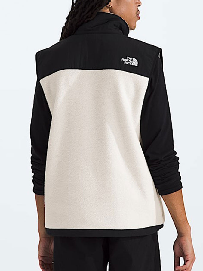 The North Face Retro Denali Vest Spring 2025 | WHITE DUNE/TNF BLACK (ROU)