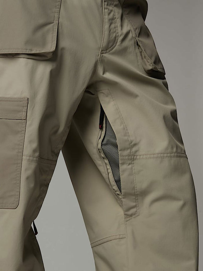 The North Face Slashback Snow Pants 2025 | CLAY GREY/CAVERN GREY (5II)