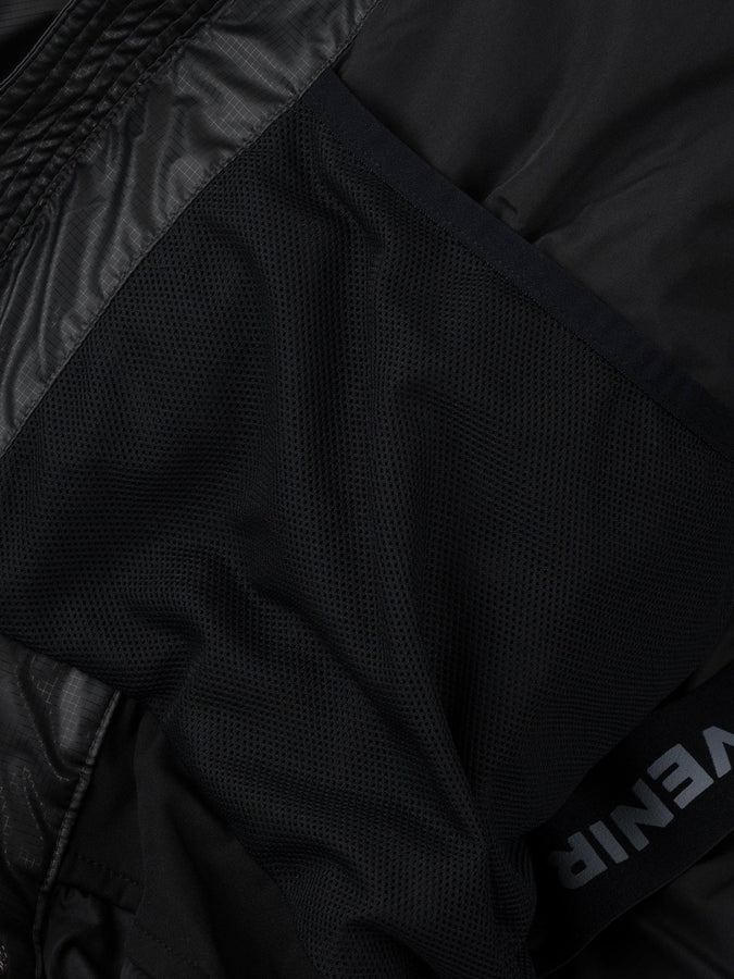 Souvenir Mountain Puffy Jacket Winter 2026 | BLACK