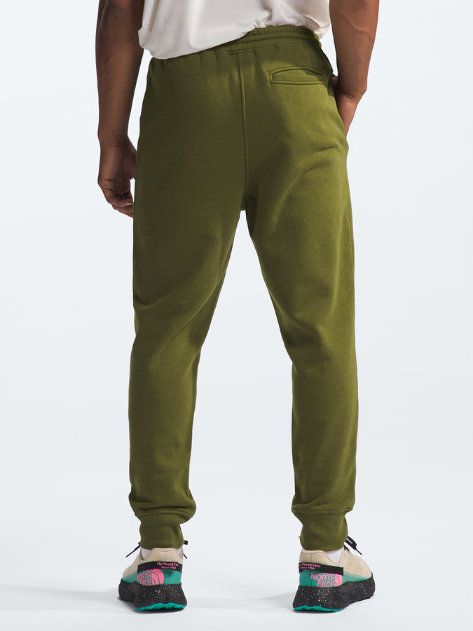 The North Face Box NSE Sweatpants Spring 2024 | FOREST OLIVE (PIB)