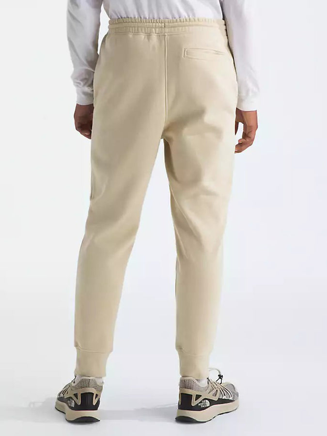 The North Face Core Jogger Pants Fall 2024 | GRAVEL/TNF BLACK (4D5)