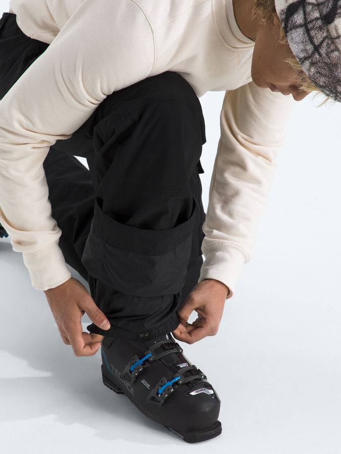 The North Face Blizzardery Cargo 2027 – Shell Pants | TNF BLACK (JK3)