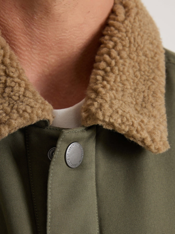 Roark Hebrides 2.0 Sherpa Jacket Holiday 2026 | MILITARY (MIL)