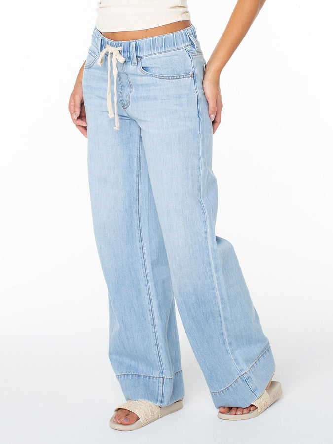 Roxy Finley Jeans Spring 2026 | SO BOARD EMBROIDERY (DSB)