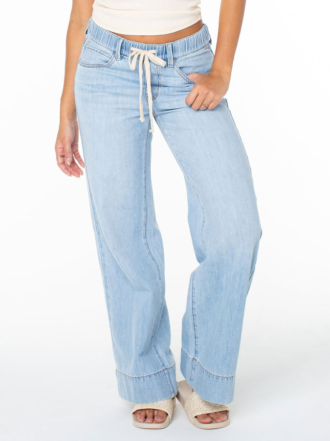 Roxy Finley Jeans Spring 2026 | SO BOARD EMBROIDERY (DSB)