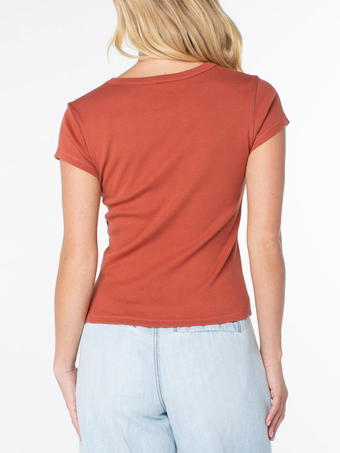 Roxy Shell Band T-Shirt Fall 2026 | CHUTNEY SHELL BAND (CCH)