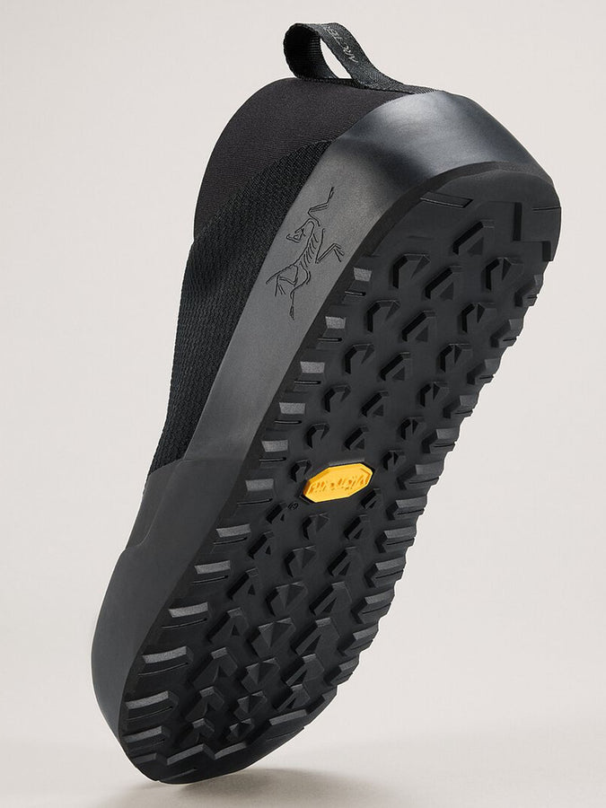 Arc'teryx Kragg Black/Black Shoes Fall 2024 | BLACK