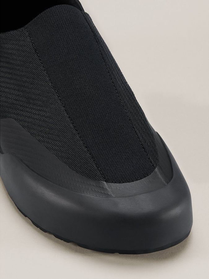 Arc'teryx Kragg Black/Black Shoes Fall 2024 | BLACK