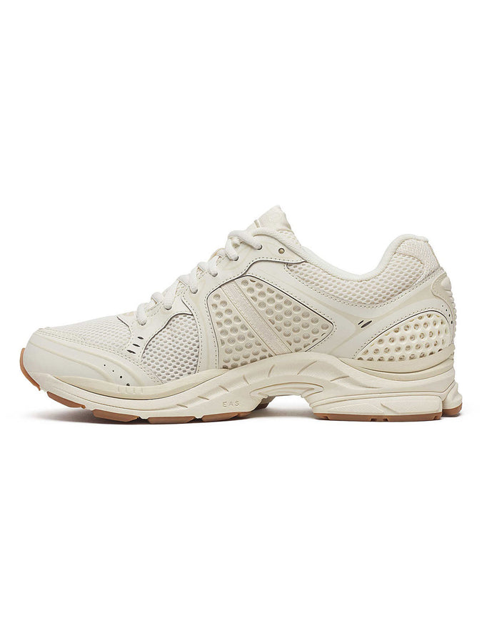 Saucony Progrid Triumph 4 Heritage Almond Shoes Fall 2025 | ALMOND