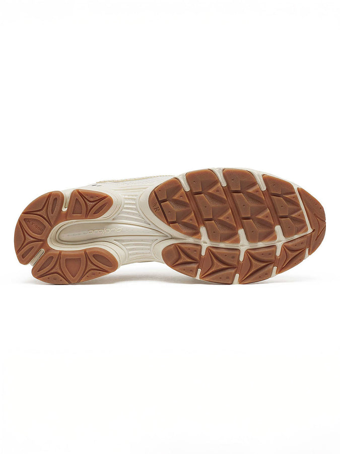 Saucony Progrid Triumph 4 Heritage Almond Shoes Fall 2025 | ALMOND