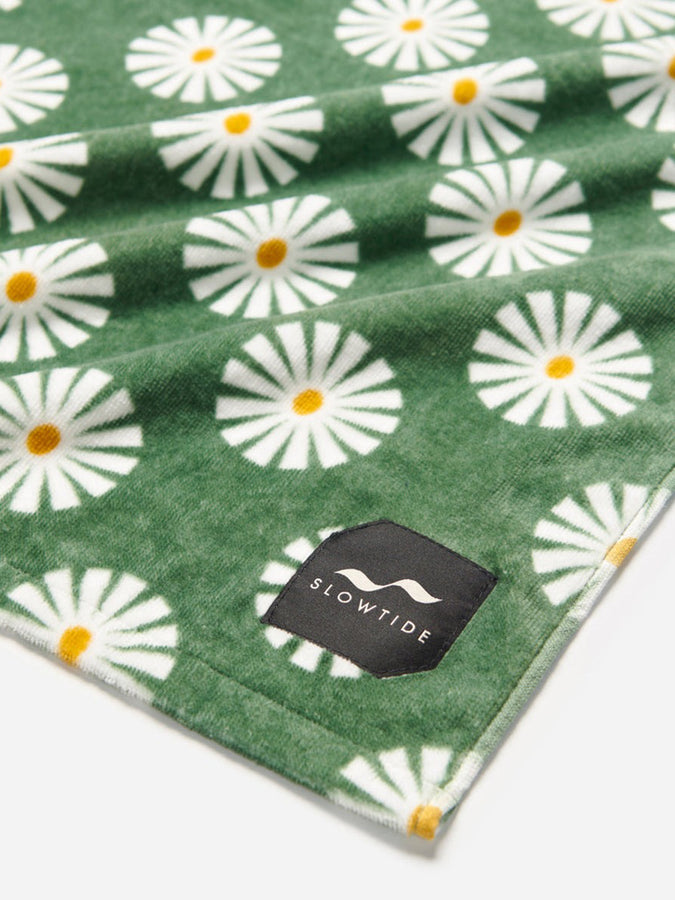 Slowtide Sun Dazed Green Beach Towel Spring 2026 |GREEN