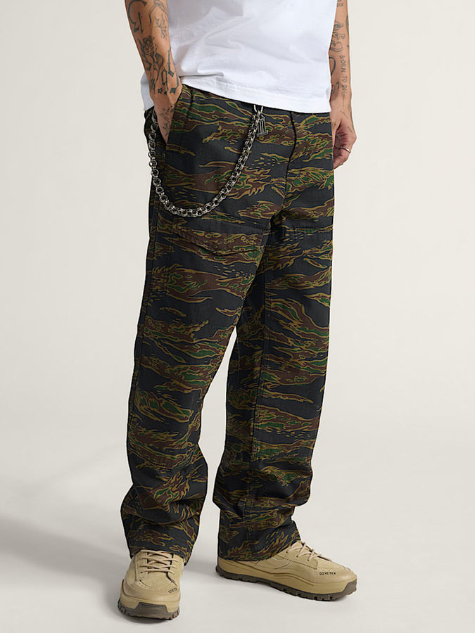 Vans x Atiba Skate Loose Cargo Pants automne 2025 | BLACK CAMO (29B)