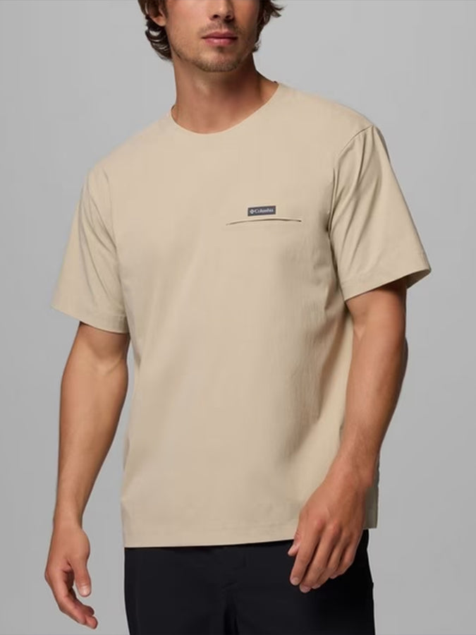 Columbia Chill Creek Woven T-Shirt Spring 2026 | ANCIENT FOSSIL (271)