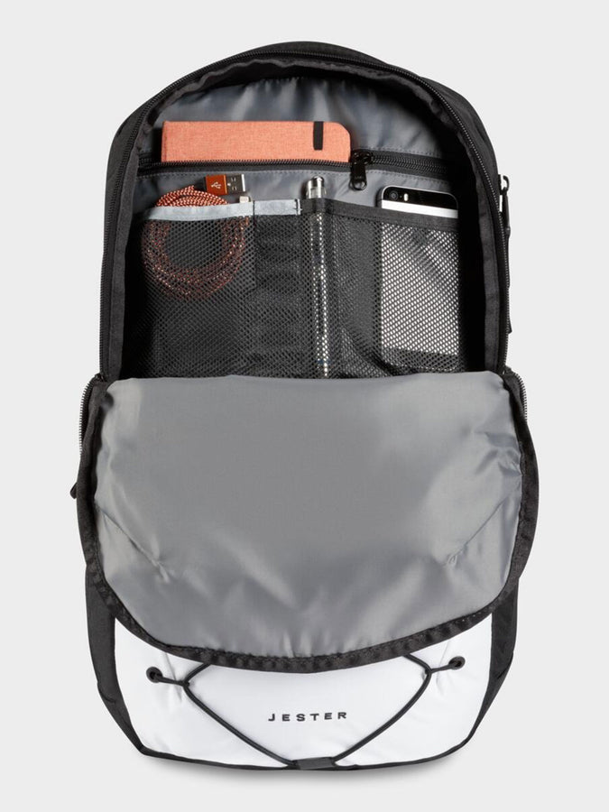 The North Face Jester Backpack | TNF WHITE/TNF BLACK (LA9)