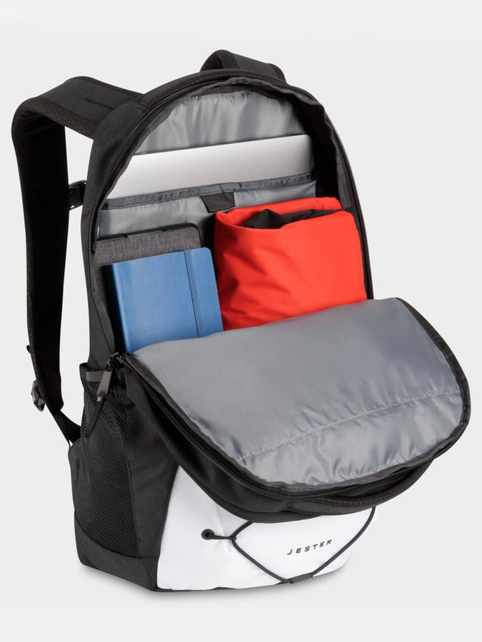The North Face Jester Backpack | TNF WHITE/TNF BLACK (LA9)