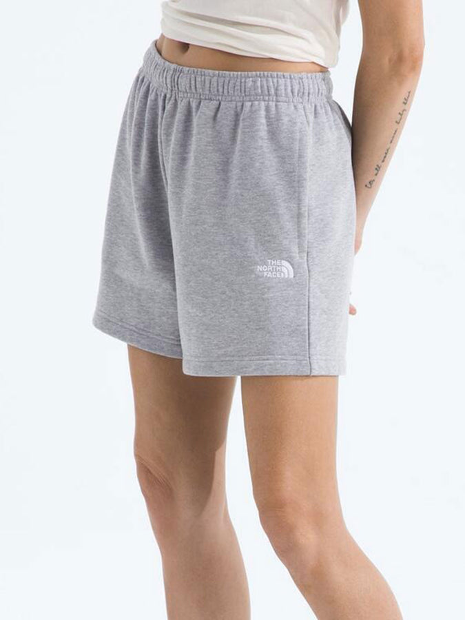 The North Face Evolution Simple Dome Shorts Spring 2026 | TNF PALE GREY HEATHER (CQO)
