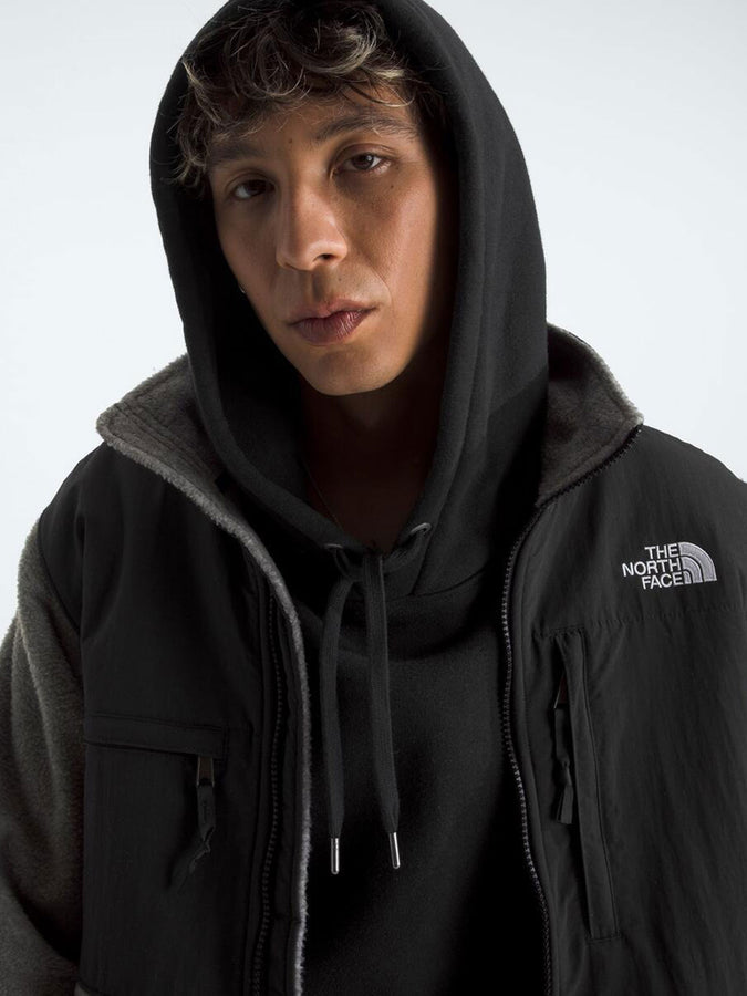 The North Face Retro Denali Jacket Spring 2025 | TNF MID GREY HTR/TNF BLK (CTO)