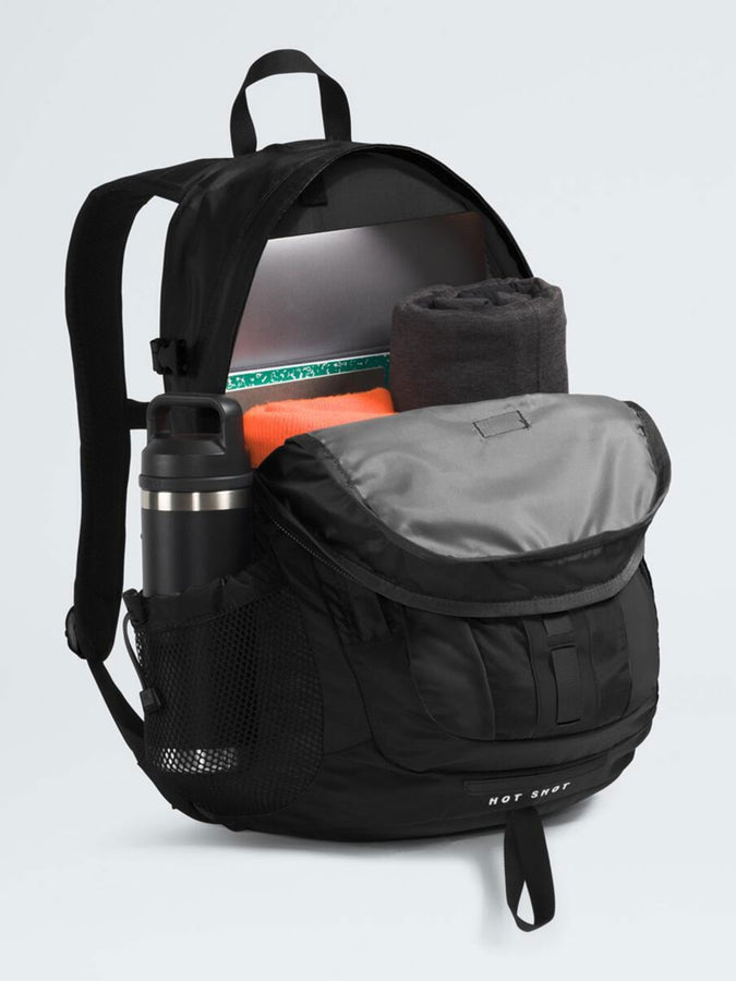 The North Face Hot Shot SE Backpack | TNF BLACK/TNF WHITE-NPF (53R)