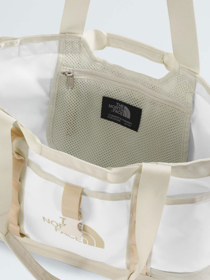 The North Face Base Camp Utility Tote Bag | WHT ASH/CALACATTA/KHAKI (N8V)