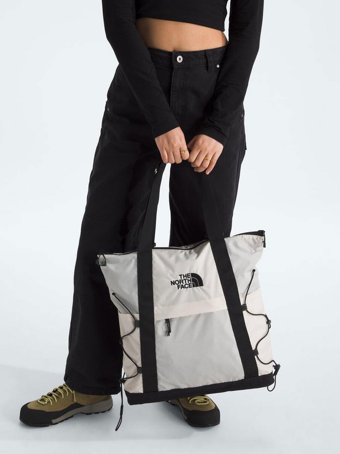 The North Face Borealis Tote Bag | WHITE DUNE/TNF BLACK (ROU)