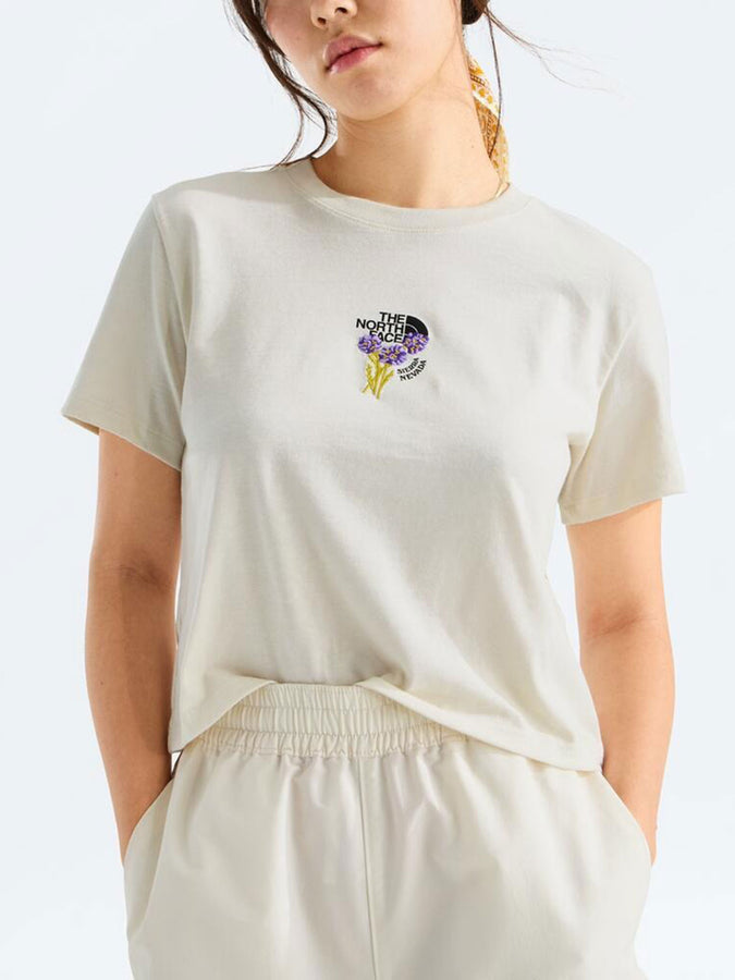 TNF Places We Love Sierra Nevada Flowers T-Shirt Spring 2026 | WHITE DUNE (QLI)