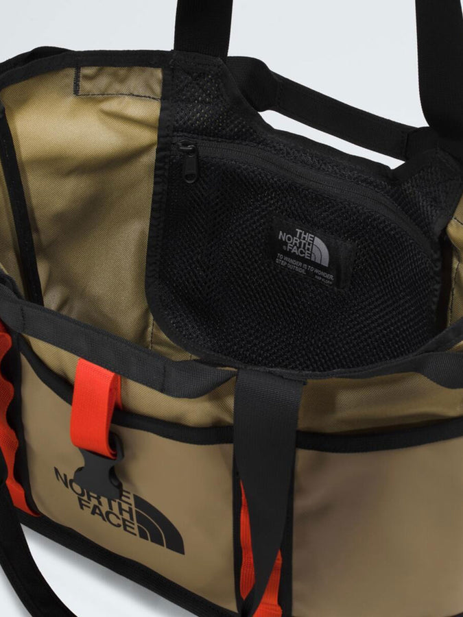 The North Face Base Camp Utility Tote Bag | CEDAR/TNF BLACK/LAVA RED (MY1)