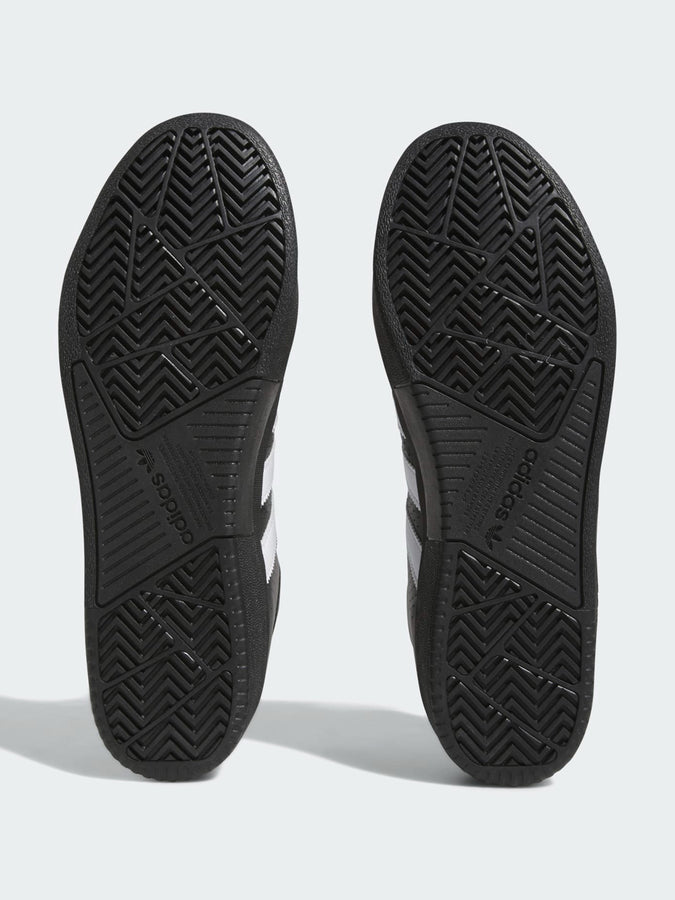 Adidas Fall 2023 Tyshawn Core Black/White/Gold Shoes | CORE BLACK/WHITE/GOLD