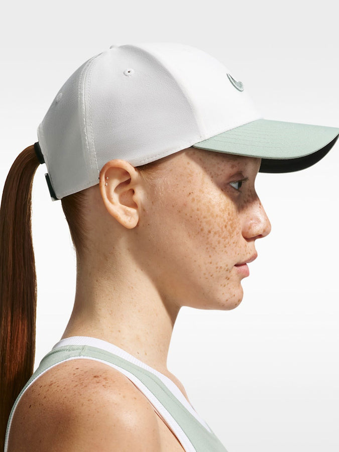 Nike Golf Dri-Fit Club Structured Swoosh Hat | SAIL/STEAM/STEAM (135)